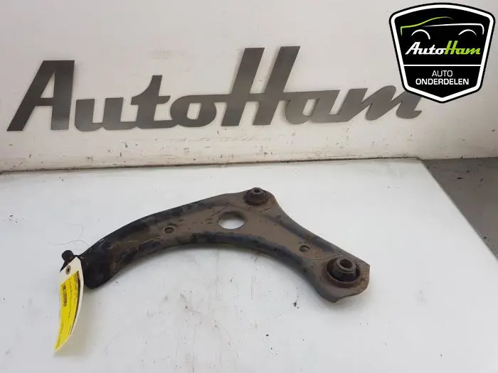 Draagarm links-voor Nissan Micra