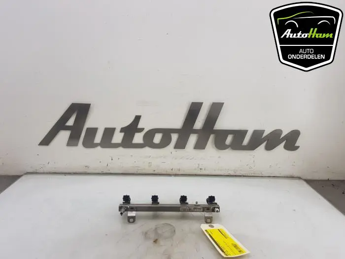 Injector (benzine injectie) Opel Adam