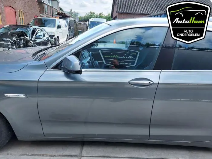 Portier 4Deurs links-voor BMW 5-Serie