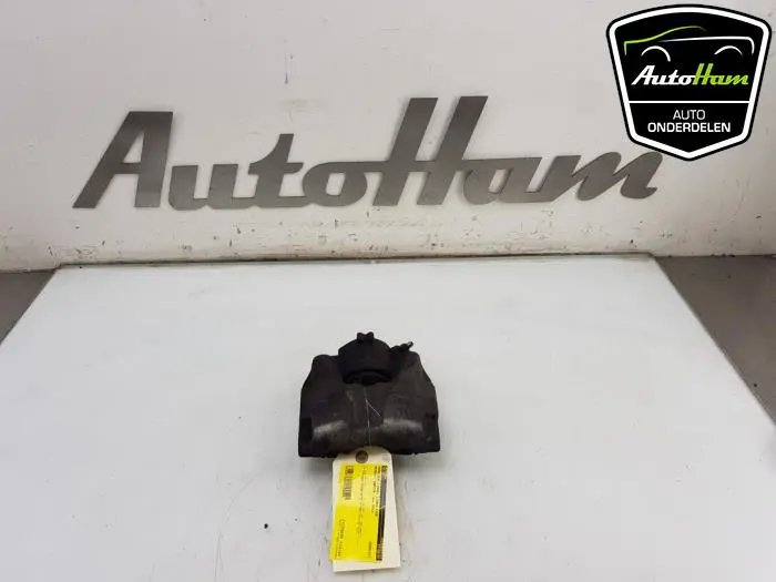 Remklauw (Tang) links-voor Renault Captur