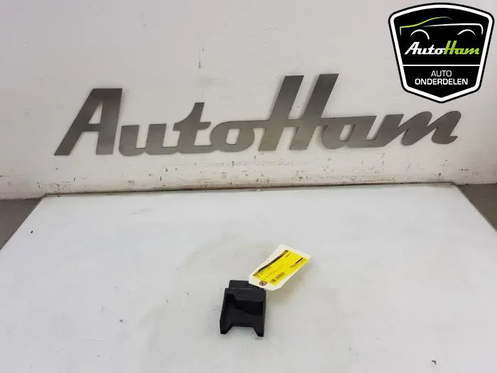 Brandstofpomp module Volkswagen Golf