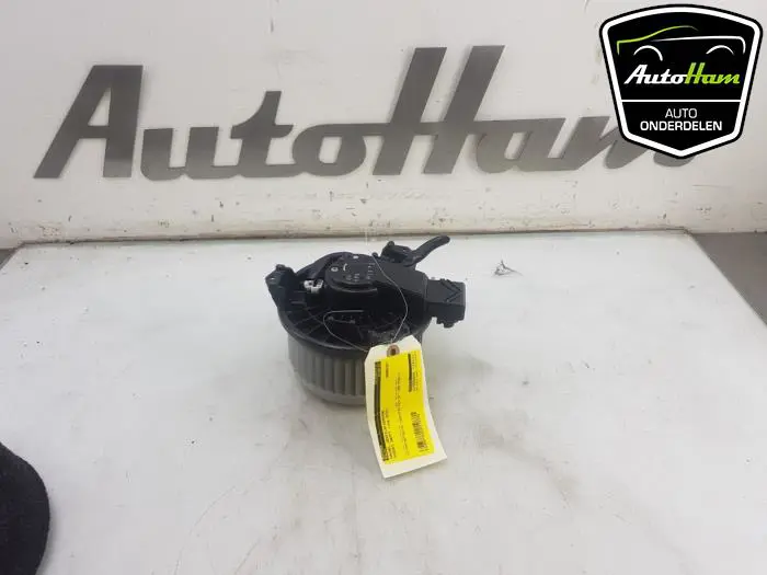 Kachel Ventilatiemotor Suzuki Swift