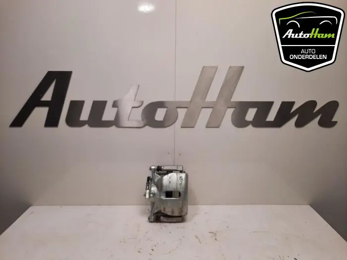 Remklauw (Tang) links-voor Skoda Octavia