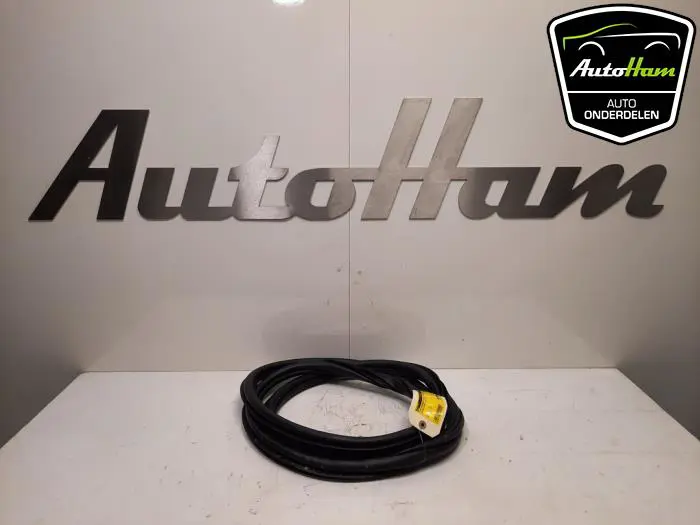 Portierrubber 4Deurs links-achter Skoda Scala