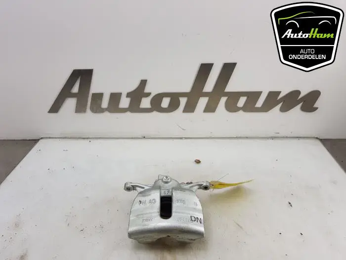 Remklauw (Tang) links-voor Seat Ateca