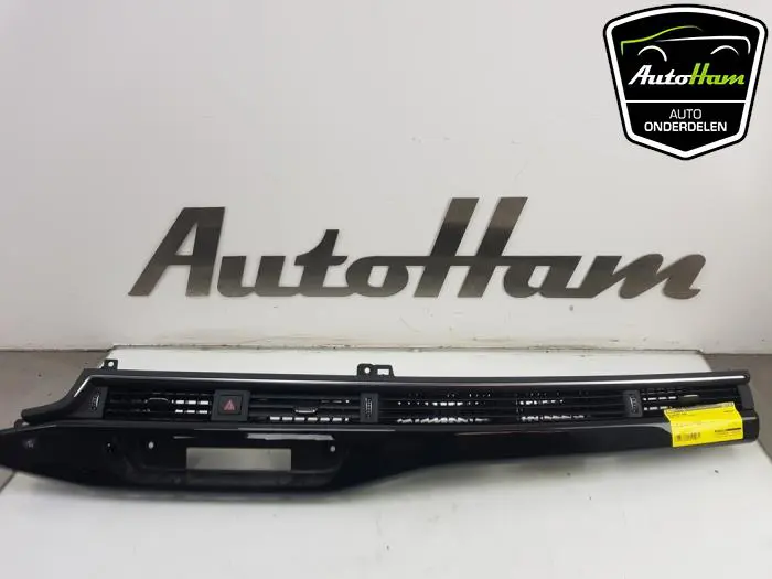 Dashboard deel Audi A4