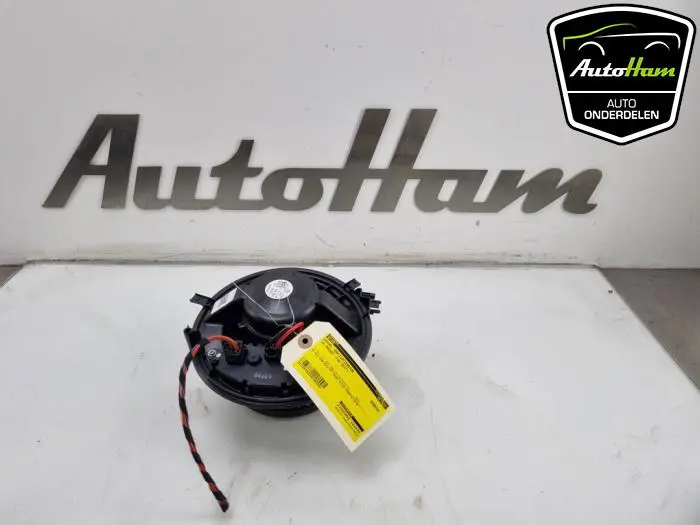 Kachel Ventilatiemotor Volkswagen Passat