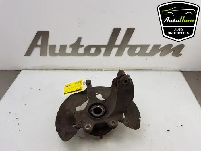 Fusee links-voor Volvo C70