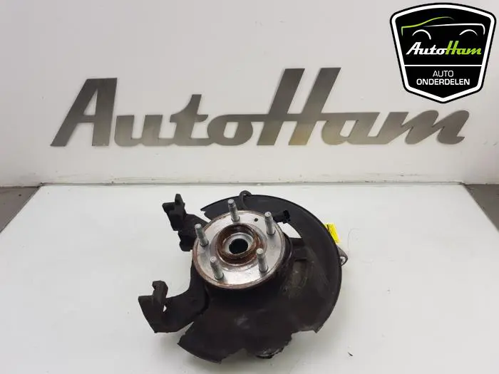 Fusee links-voor Opel Astra