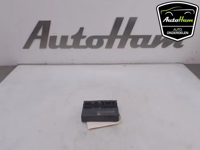 Gateway module Volkswagen Passat