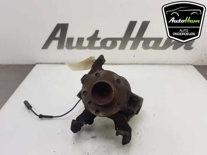 Fusee links-voor BMW 3-Serie