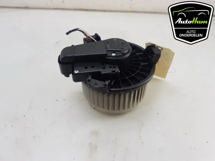 Kachel Ventilatiemotor Toyota Yaris