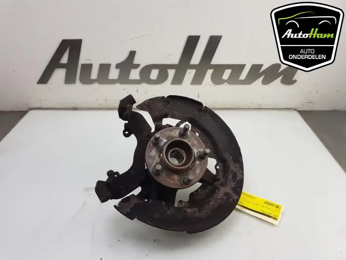 Fusee links-voor Volvo V50