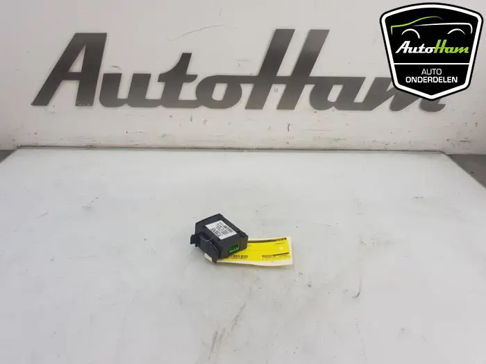 Simkaart houder Volvo XC90