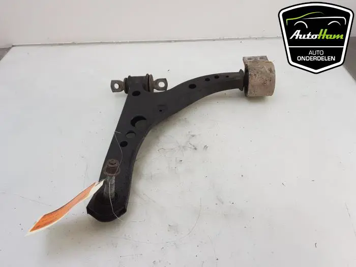 Draagarm links-voor Opel Astra
