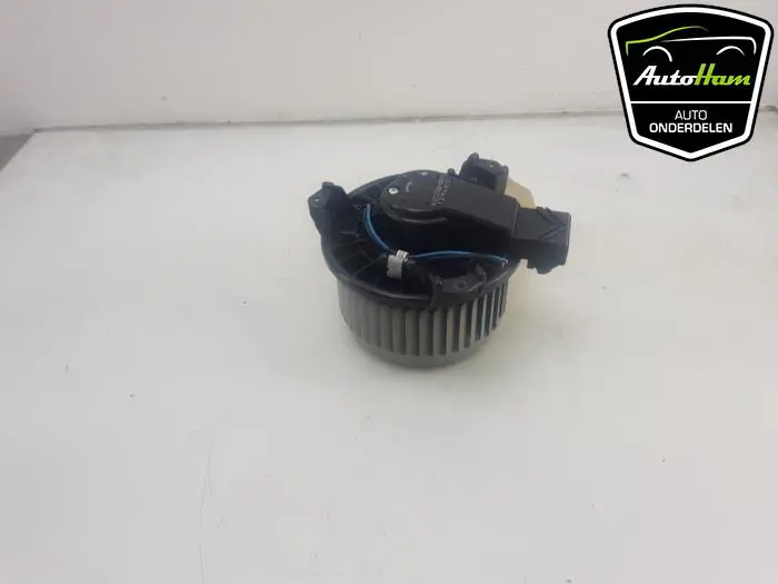 Kachel Ventilatiemotor Toyota Yaris