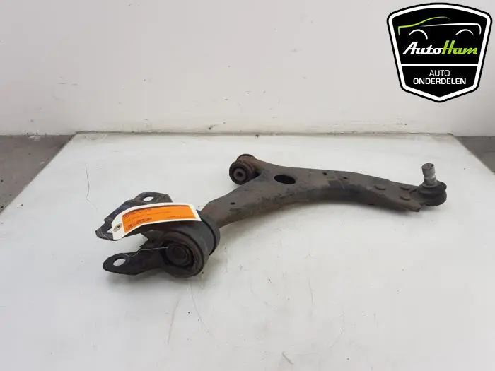 Draagarm rechts-voor Volvo V40