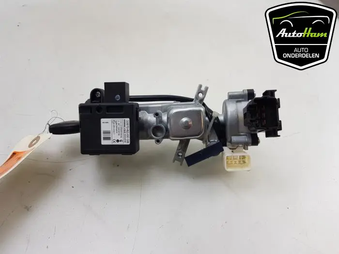 Kontaktslot+Sleutel Opel Agila