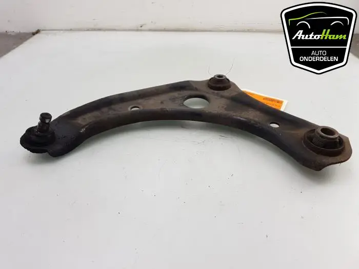Draagarm links-voor Nissan Micra