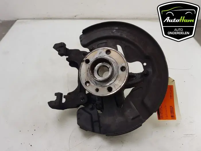Fusee links-voor Volvo V70