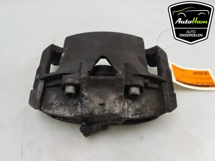 Remklauw (Tang) links-voor Volvo V70