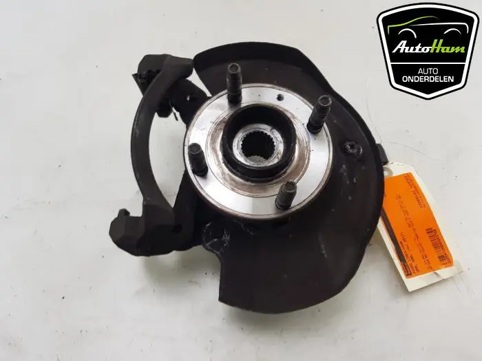 Fusee links-voor Opel Karl
