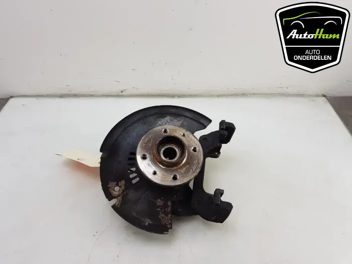 Fusee rechts-voor Renault Clio