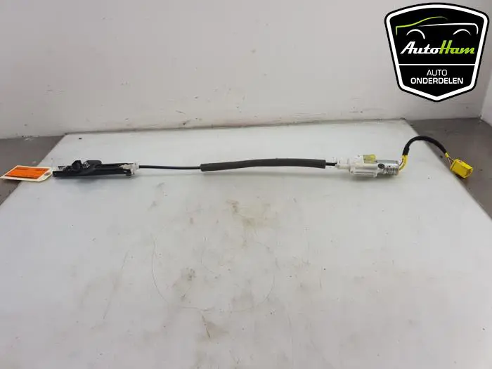 Gordelspanner links Porsche Cayenne