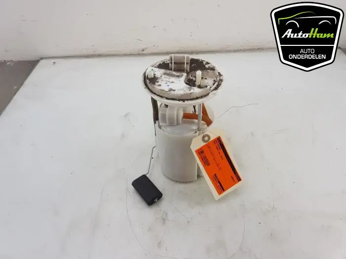 Benzinepomp Opel Corsa