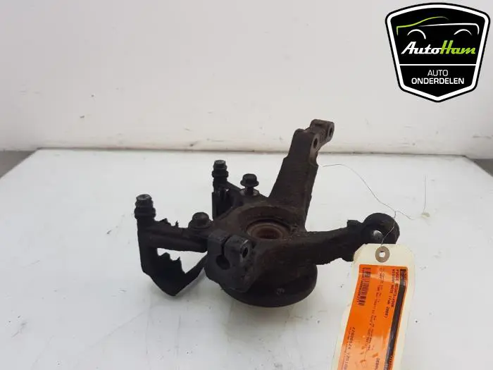 Fusee rechts-voor Nissan Note