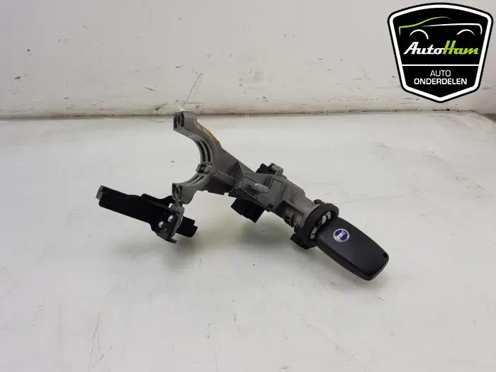 Kontaktslot+Sleutel Fiat Punto Grande