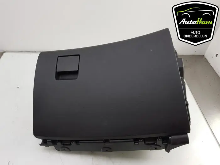 Dashboardkastje Opel Insignia