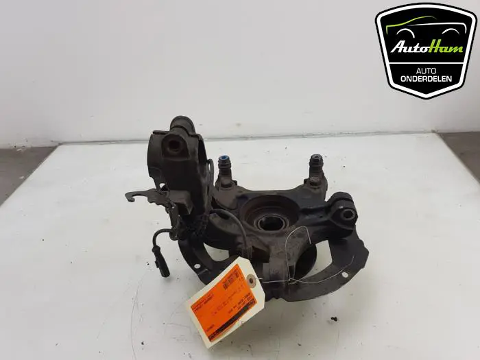 Fusee links-voor Renault Megane