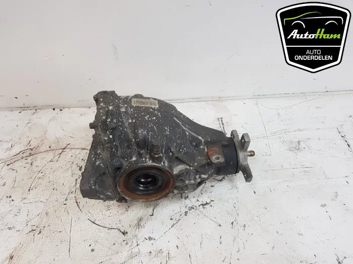Differentieel achter Mercedes C-Klasse