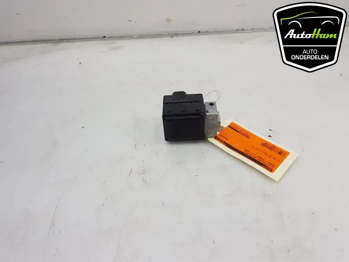 Elektronisch kontaktslot Renault Megane