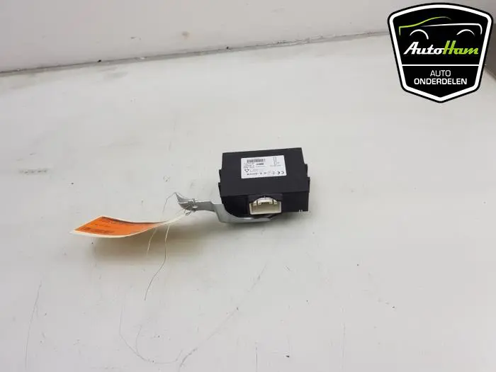 Centrale Deurvergrendelings Module Peugeot 108
