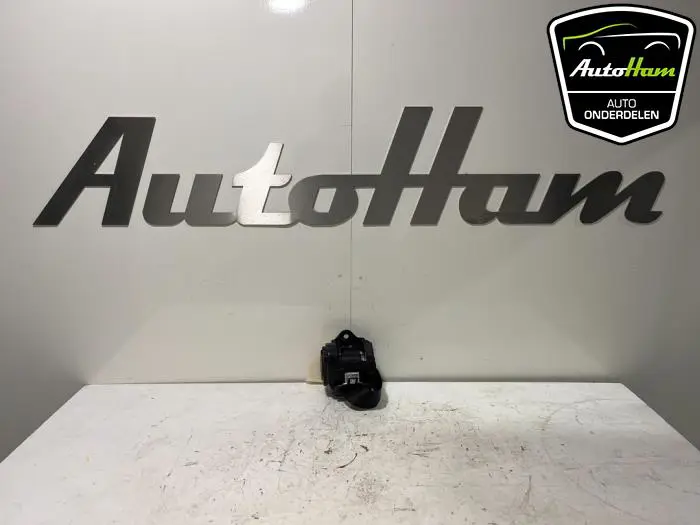 Veiligheidsgordel links-achter BMW 1-Serie