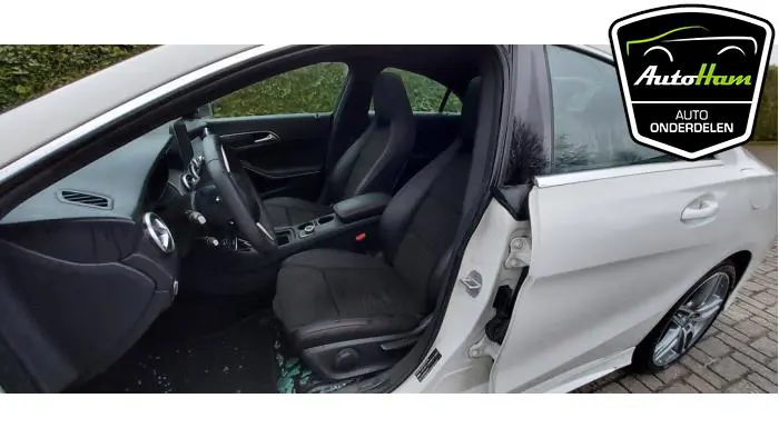 Veiligheidsgordel rechts-voor Mercedes CLA
