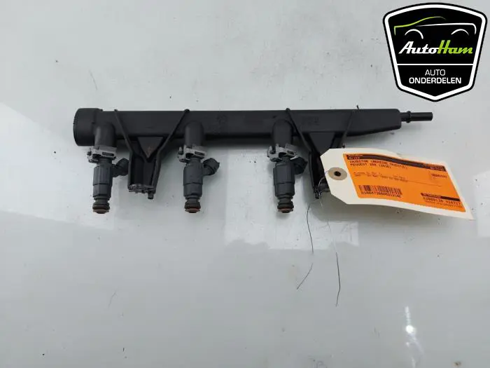 Injector (benzine injectie) Peugeot 208
