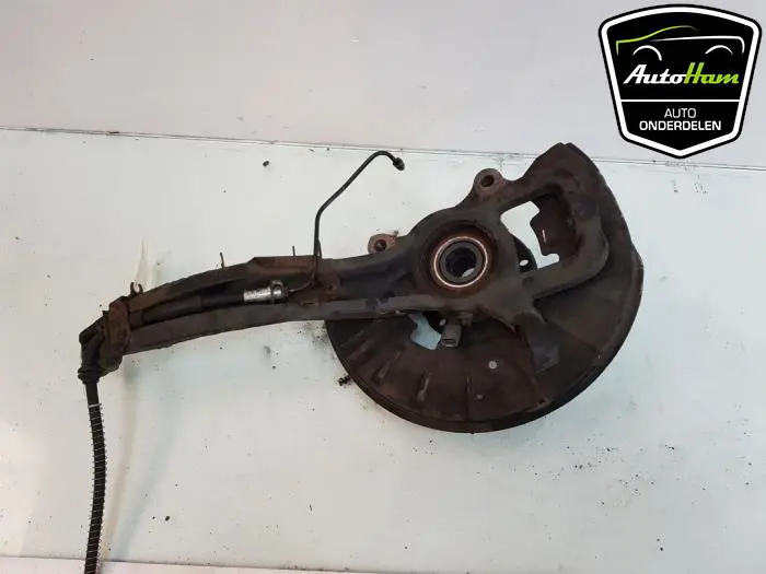 Fusee links-voor Porsche Cayenne