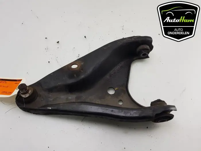 Draagarm rechts-voor Dacia Sandero