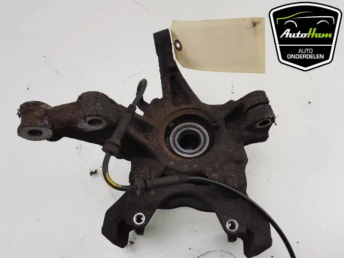 Fusee rechts-voor Dacia Sandero