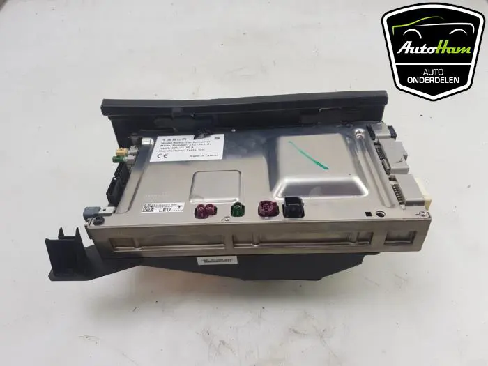 Boordcomputer Tesla Model 3