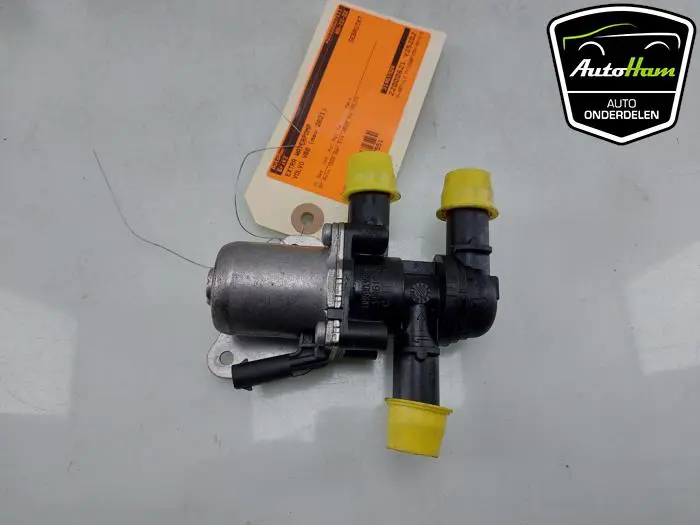 Extra waterpomp Volvo V60