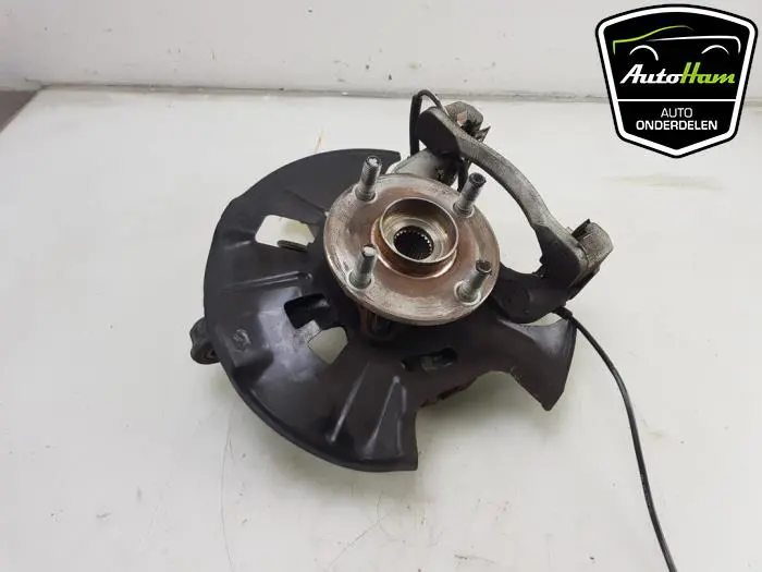 Fusee rechts-voor Mazda 2.