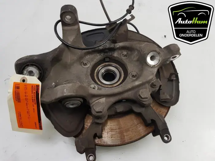 Fusee rechts-achter Mercedes C-Klasse