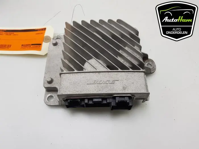 Radio versterker Renault Kadjar