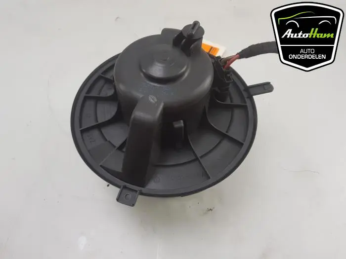 Kachel Ventilatiemotor Volkswagen Caddy