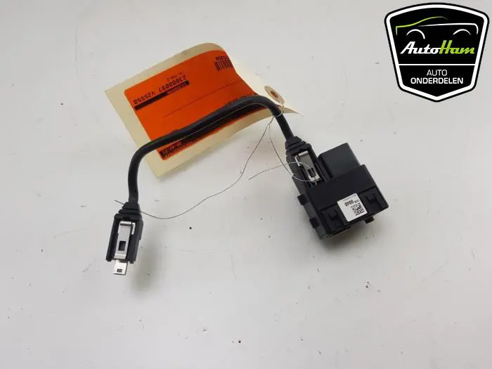 AUX/USB aansluiting Opel Astra