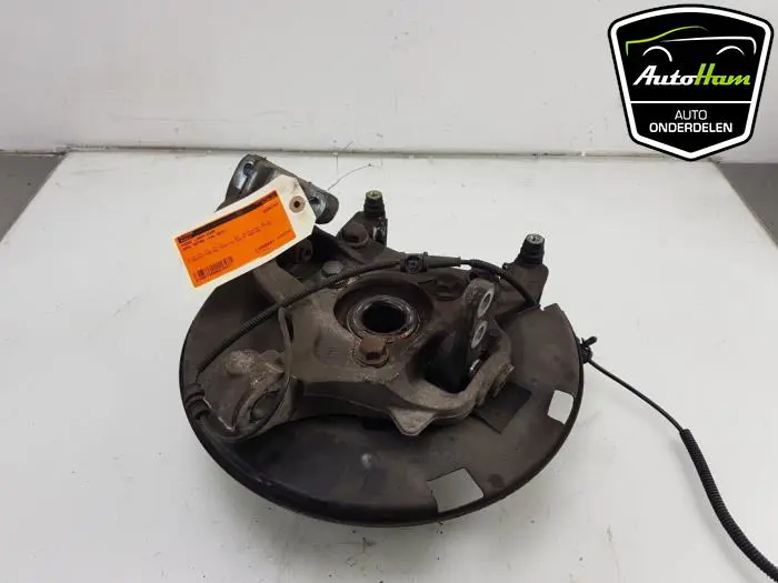 Fusee links-voor Opel Astra